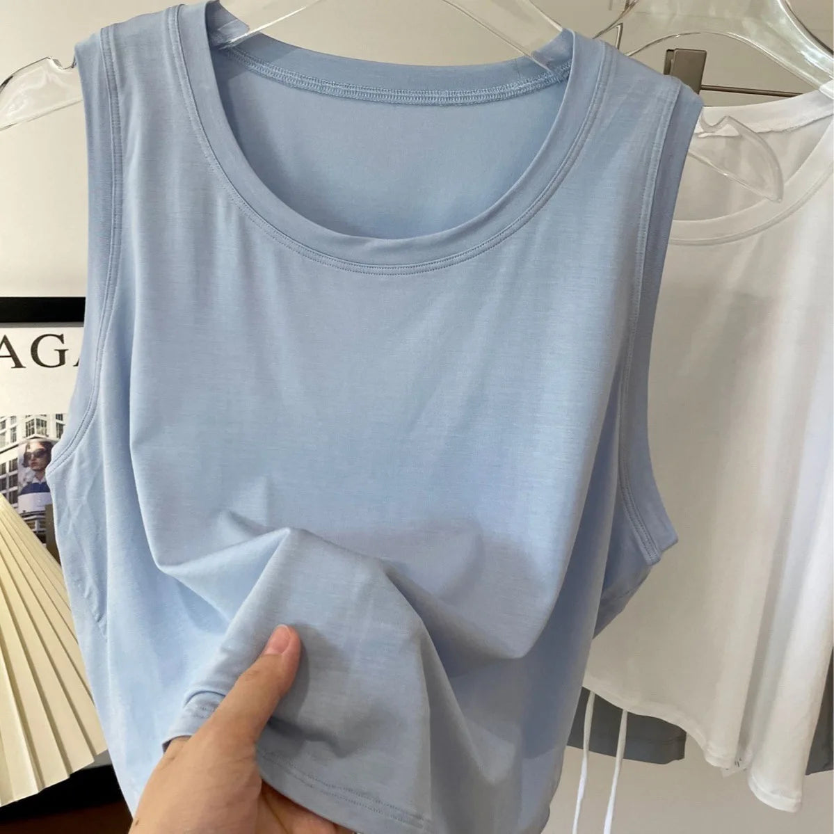 Yoga Wear Sports Undershirt Women Summer Light Breathable Sleeveless Running Training Hoodie T-shirt Quick Dry Fitness Tops