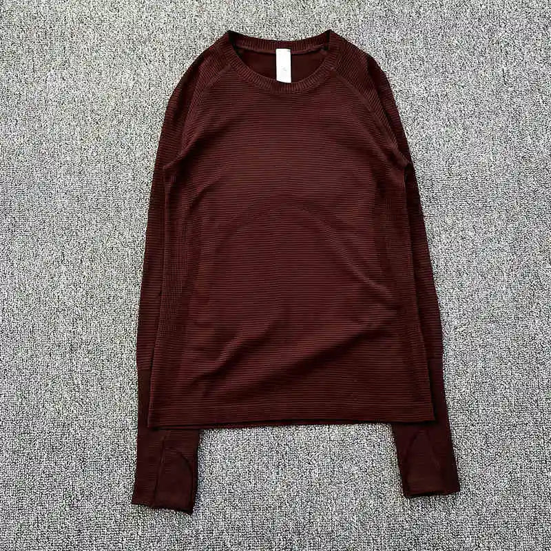 Yoga clothing top for women in spring and autumn, slim fit, long sleeved, running, Pilates training, fitness clothing