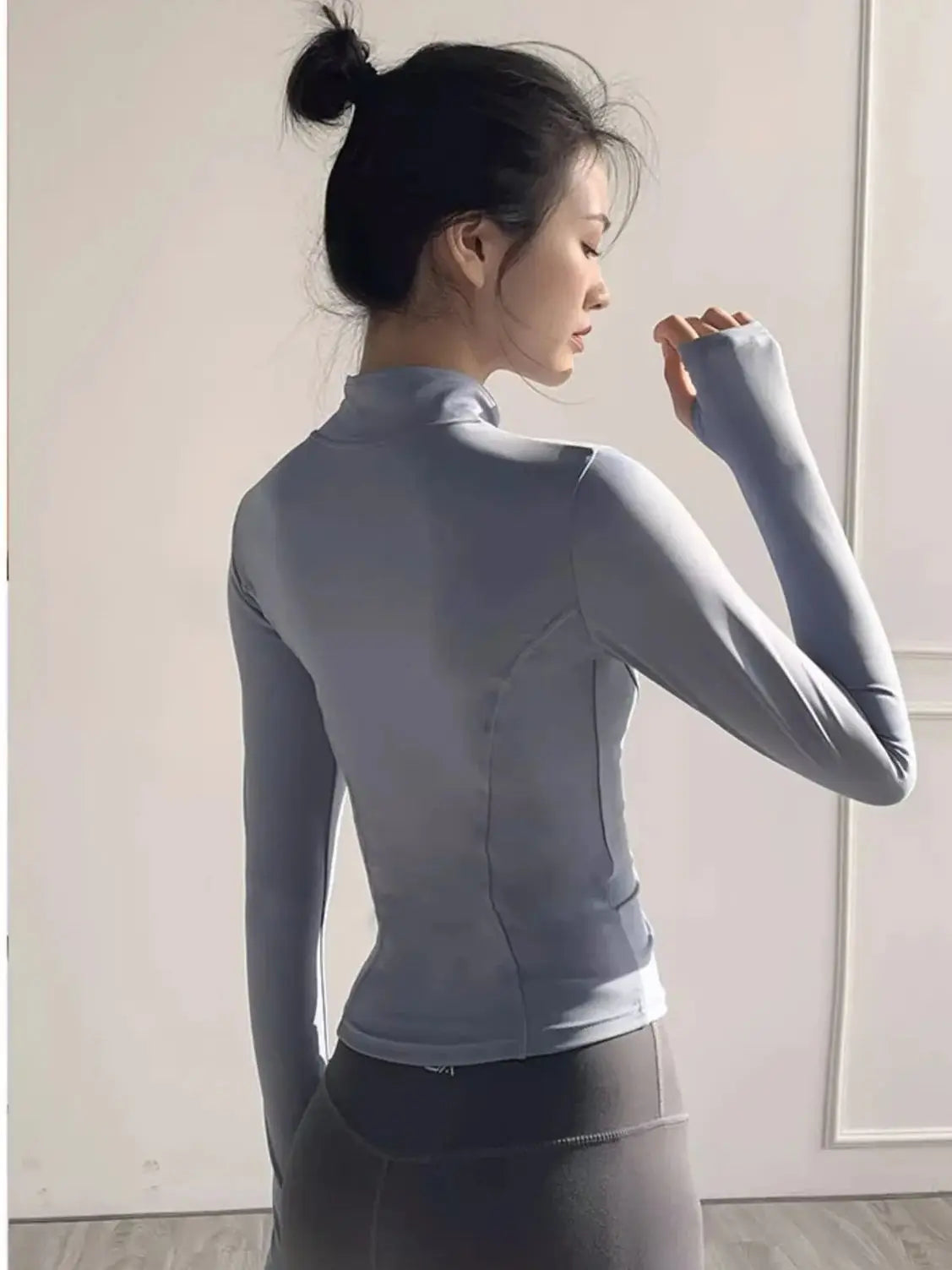 2025 New Yoga Coat Short Sports Jacket WOMEN'S Fitness Clothes Slimming Body Sculpting Zipper Yoga Jacket