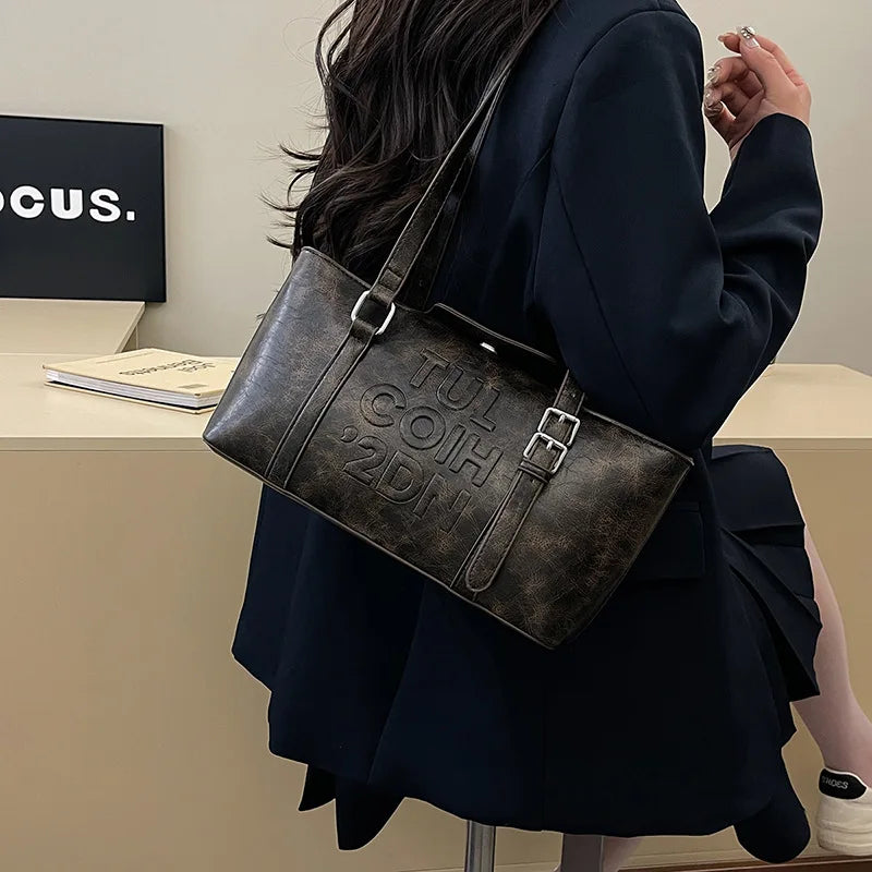 2025 New! High-quality Boston Bowling Bag. Retro and Fashionable Design, Versatile for Casual Wear. Can Be Carried As A Handheld