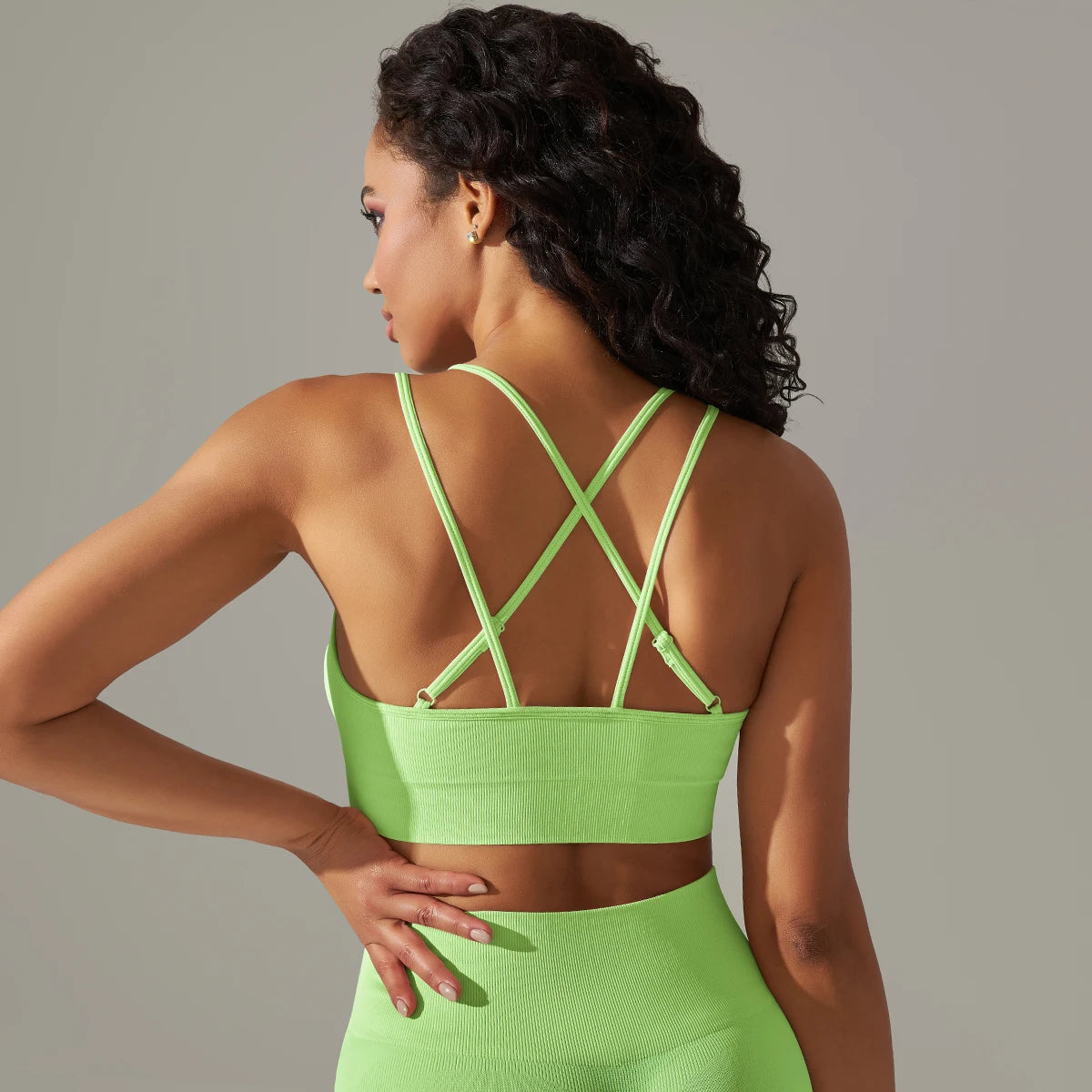 Women Sports Bra Sexy Yoga Bra Fitness Top for Gym Cross Straps Camisole Bra Seamless Workout Running Women Bra Yoga Clothing