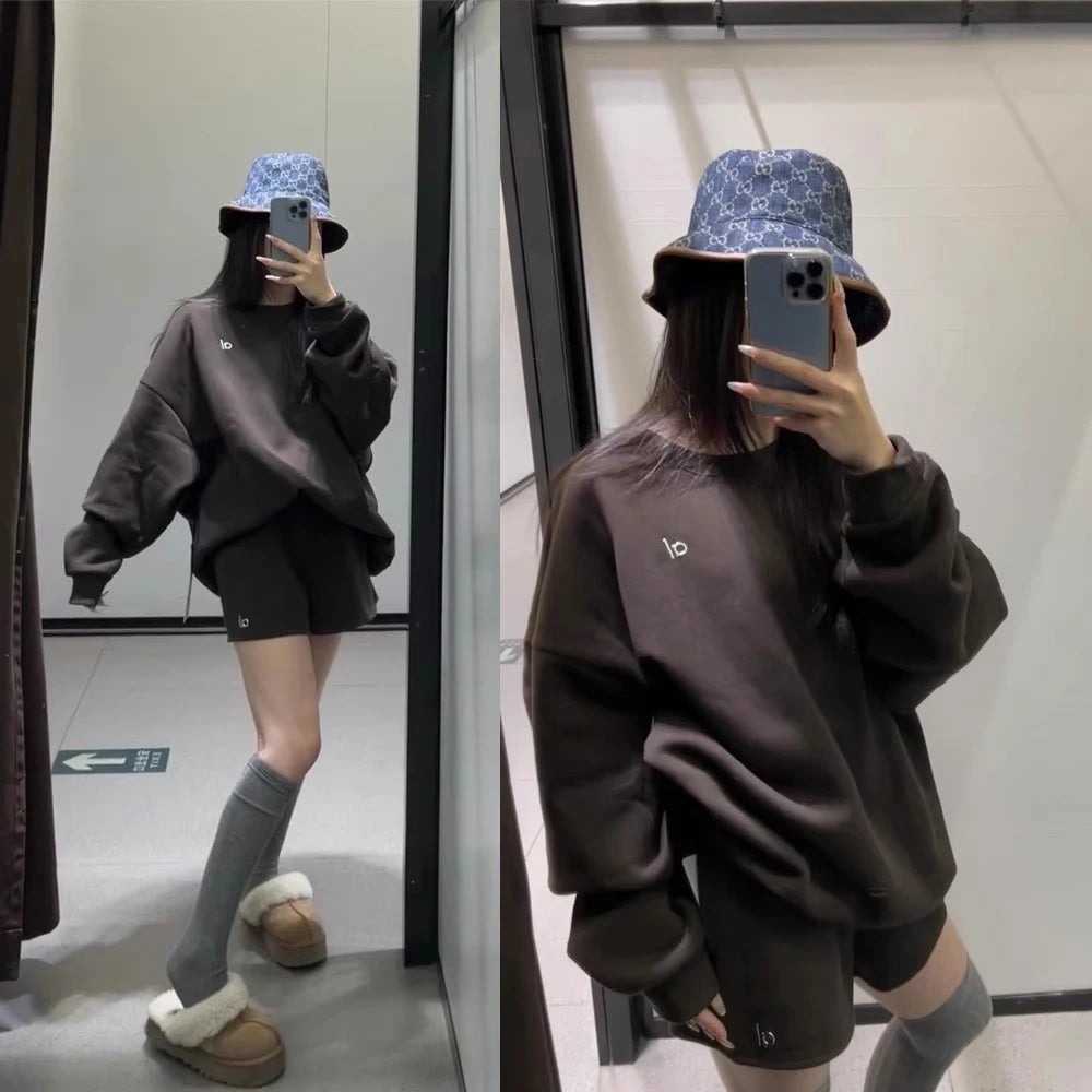 AL Yoga Top Accolade Crew Neck Pullover Comfortable Simplicity Solid Color Crew-neck Pullover Long-sleeved Hoodie Gym Tops