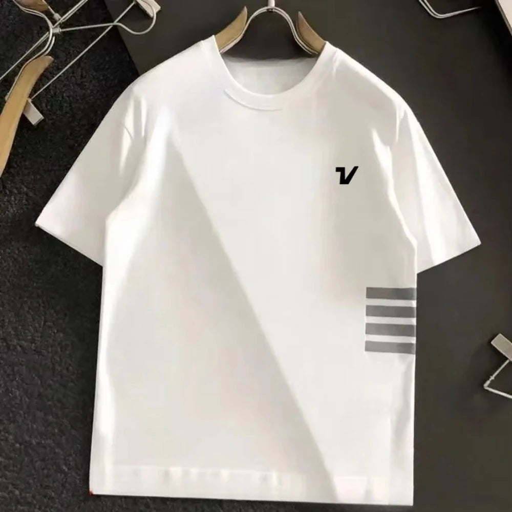 Men's Golf T-shirt 2025 New Summer Round Neck Short Sleeve Top Luxury Brand Simple Breathable Men's Golf Clothing Comfortable