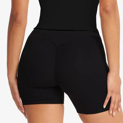 Women sexy halter halter fitness wear Yoga vest with chest pad Sports bra Sports shorts Yoga fitness clothing