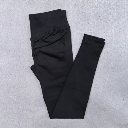 New Seamless Yoga Set Women Gym Clothing Scrunch Bum Legging Padded Tank Top Workout Outfits Fitness Sportswear Suits