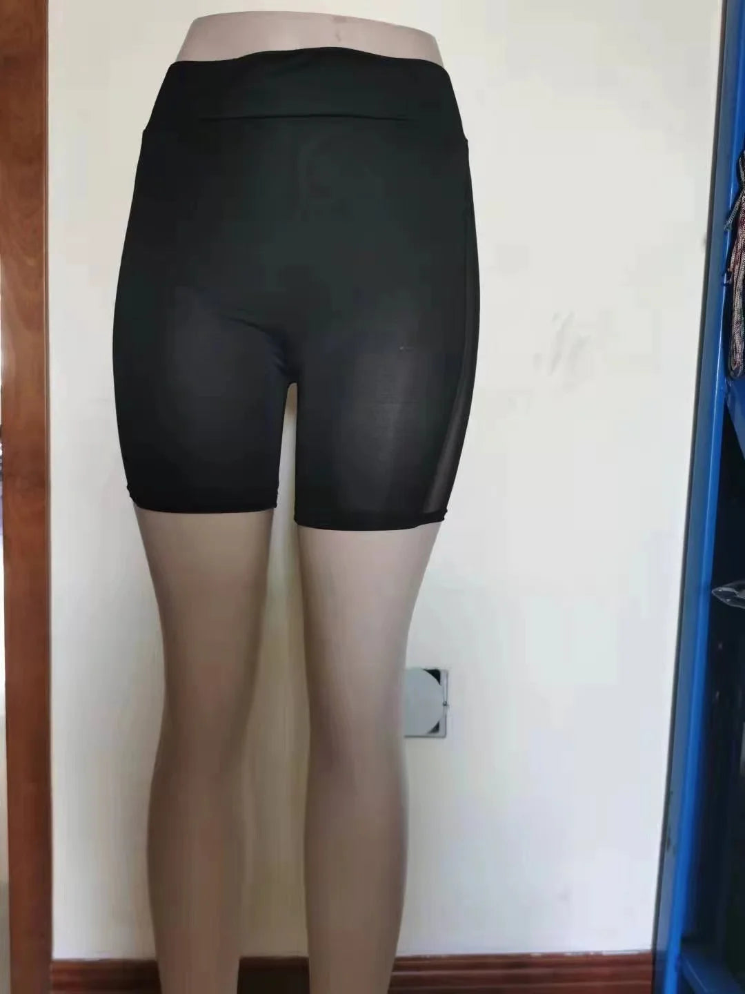 Yoga gym pants, sports shorts, mesh hot pants, sexy elastic leggings, women's shorts