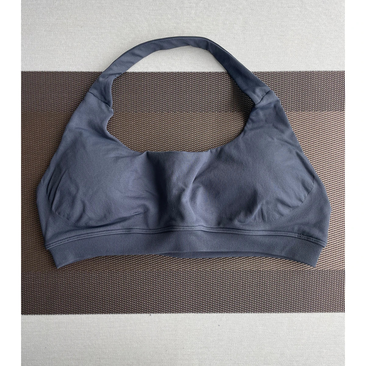 Sports Bra  Seamless Halter Neck Strap Bra Open Back Fitness Yoga Top Bras Support Women Workout Gym Crop Top