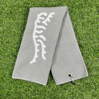 1pc Tiger Embroidered Golf Towel, Microfiber, Waffle Texture, Soft Material, with Carabiner, for Golf Bags and Accessories