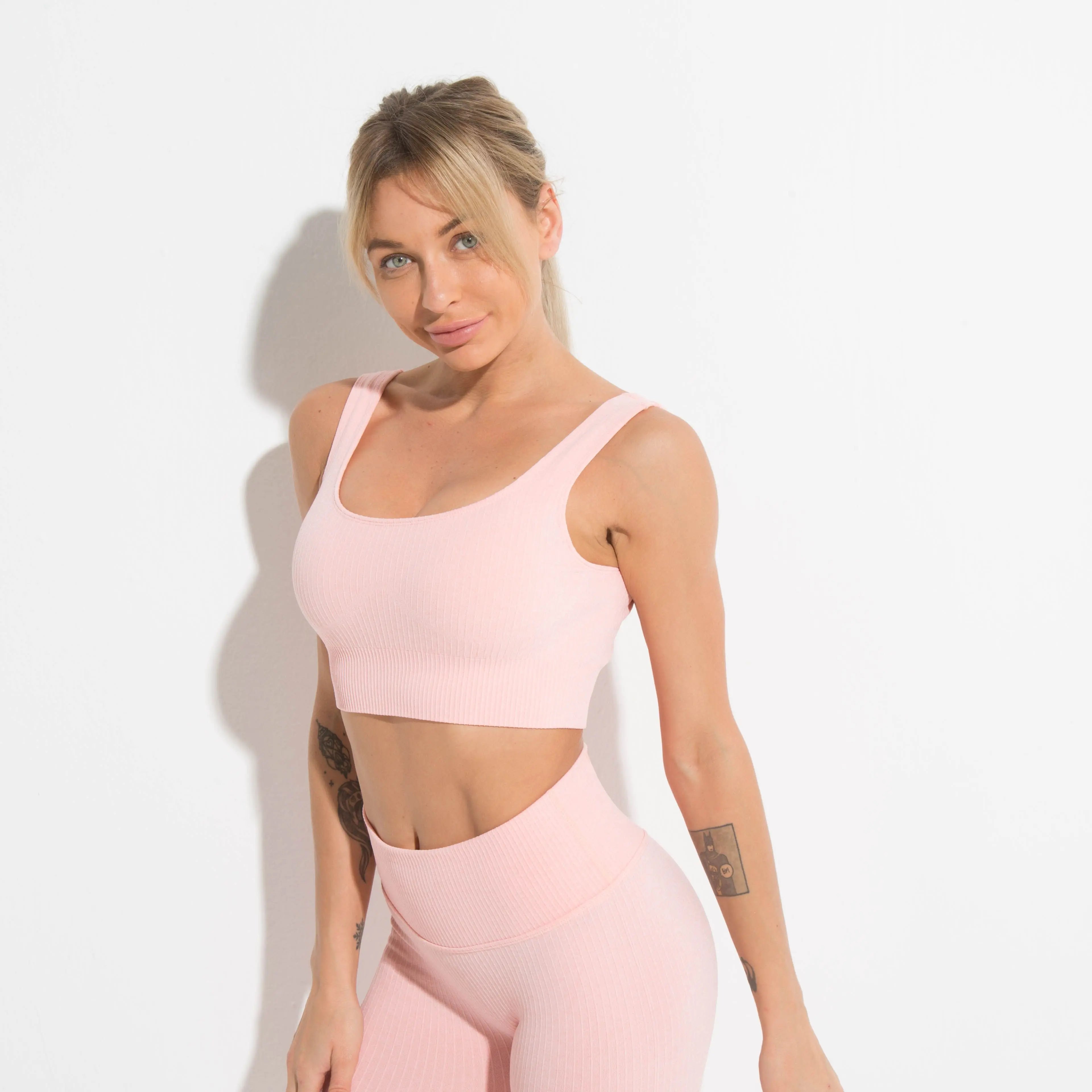 Ribbed Solid Sports Bra Medium Support Square Neck Seamless Knit Padded Push Up Fitness Bra Women's Activewear Summer Outerwear