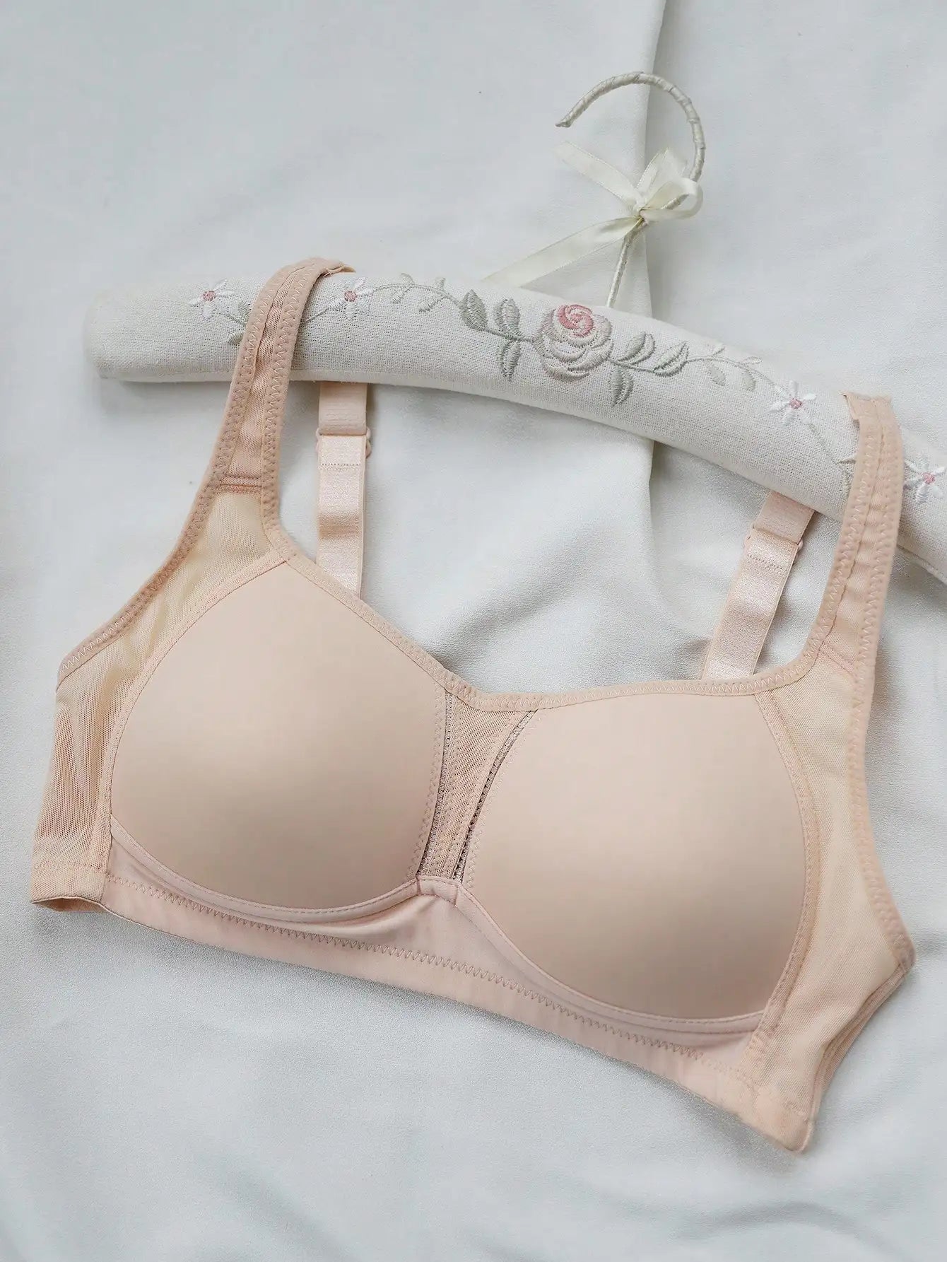 Sports bra for women thin design full cup shockproof anti sagging running seamless gathering no steel ring high-strength bra