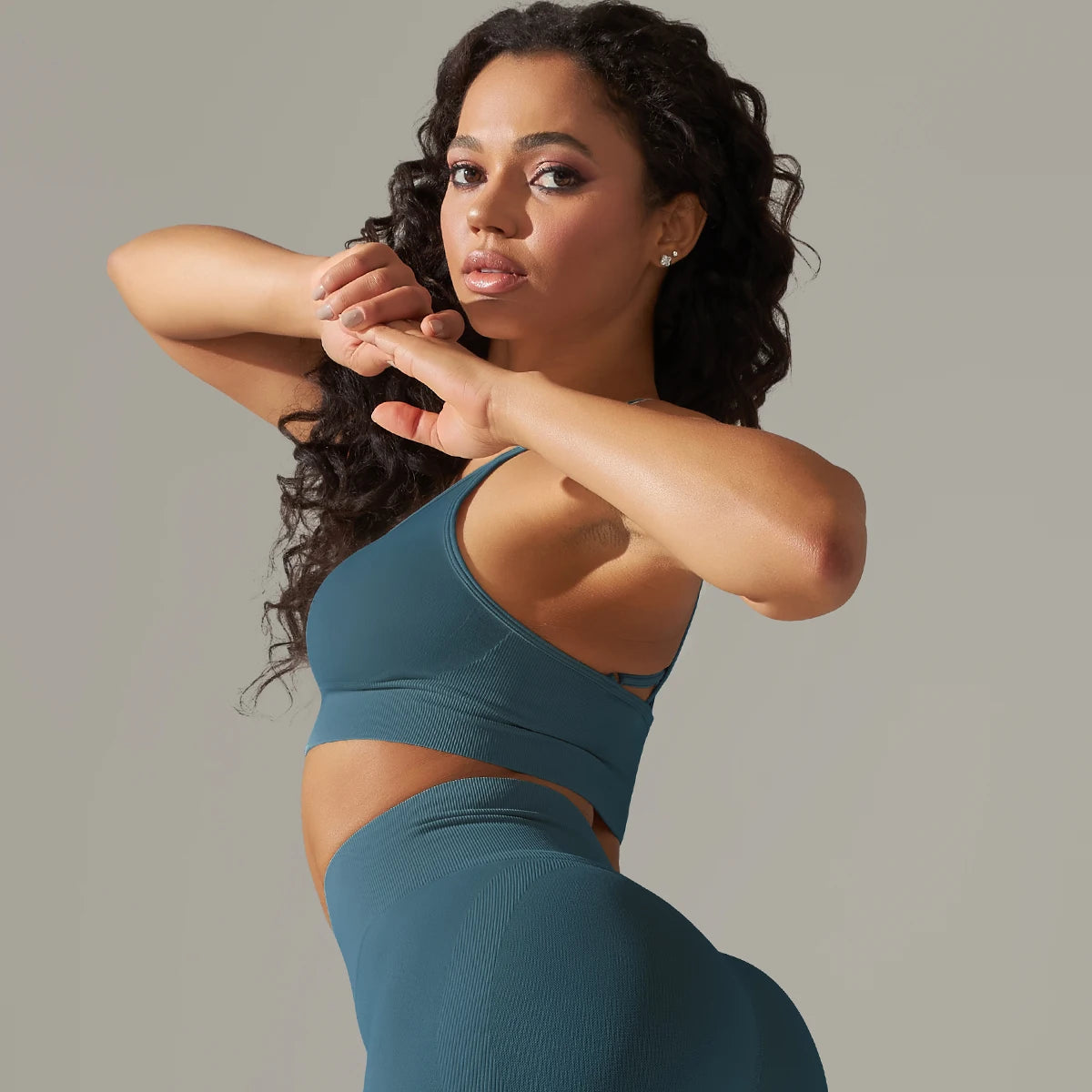 Women Sports Bra Sexy Yoga Bra Fitness Top for Gym Cross Straps Camisole Bra Seamless Workout Running Women Bra Yoga Clothing