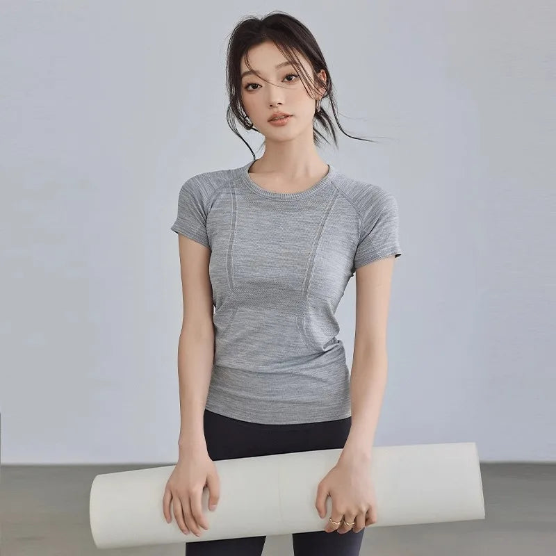 Yoga T-shirt Women's Summer Running Quick Dry Slim Short Sleeve Tight Yoga Clothes Pilates Training Fitness Clothing Slimming