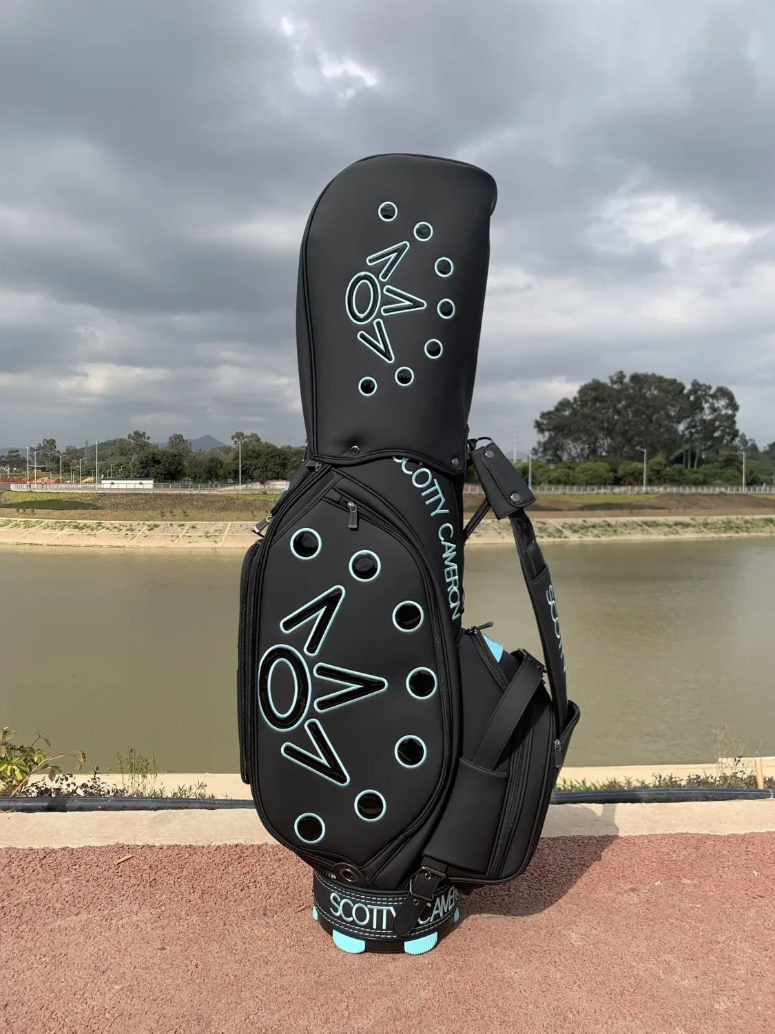 24 New golf bags PU waterproof men's and women's standard club bags